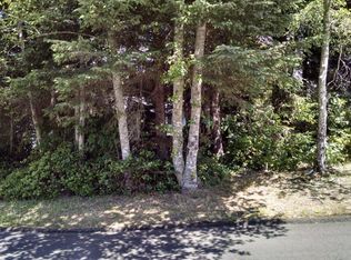 845 SE Ball Blvd, Waldport, OR 97394