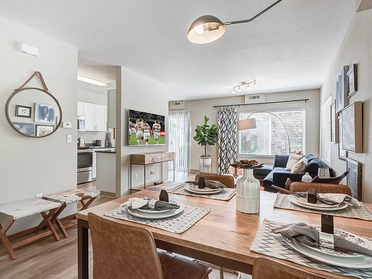 Carrolls Creek Landing Townhomes — Photo 9