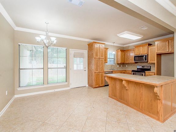 5th image of 15069 Creek Side Dr