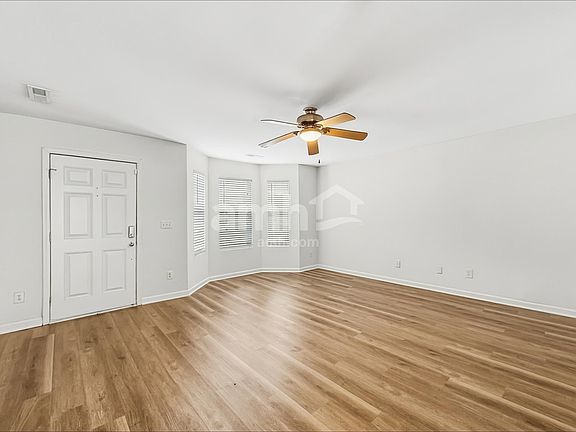 5th image of 529 Osborne Rd