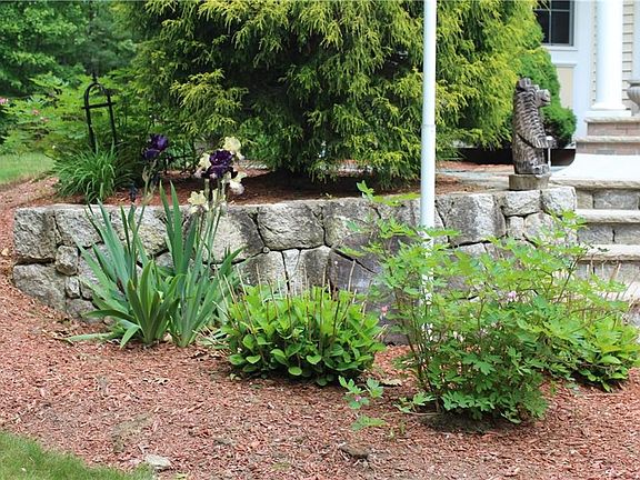 Front walk landscaping