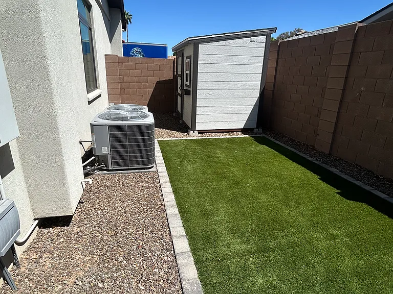 8725 E Malcomb Dr — Photo 41