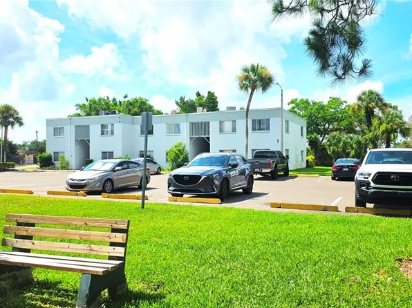 851 N Keene Rd #Y-7, Clearwater, FL 33755