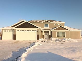 202 19th Cir SE, Barnesville, MN 56514