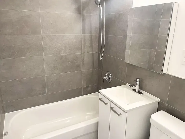 25 Eccleston Dr — Photo 11