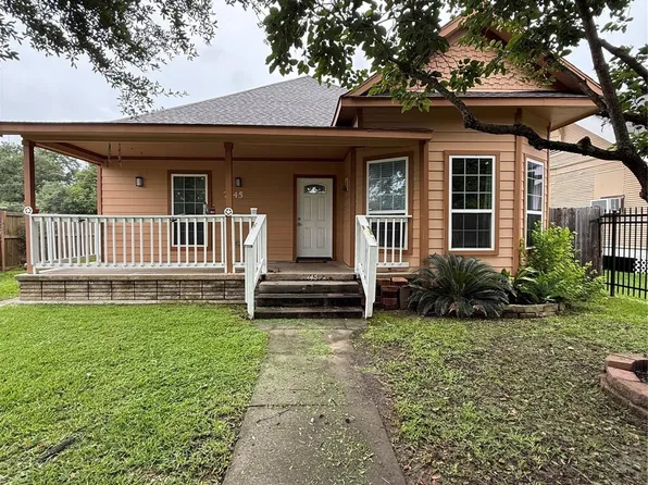 2145 5th St, Port Arthur, TX 77640