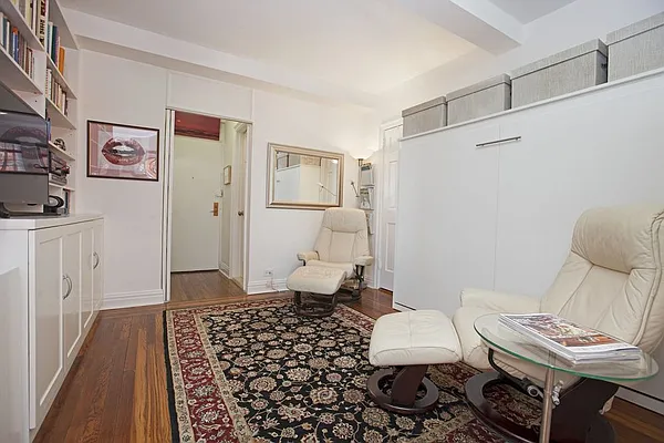 Sold by LG Fairmont Group | media 13