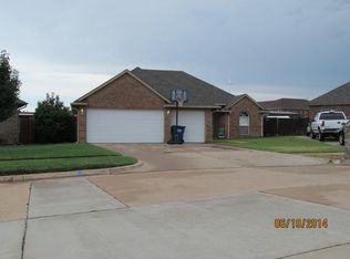 637 E Katelyn Ln, Mustang, OK 73064