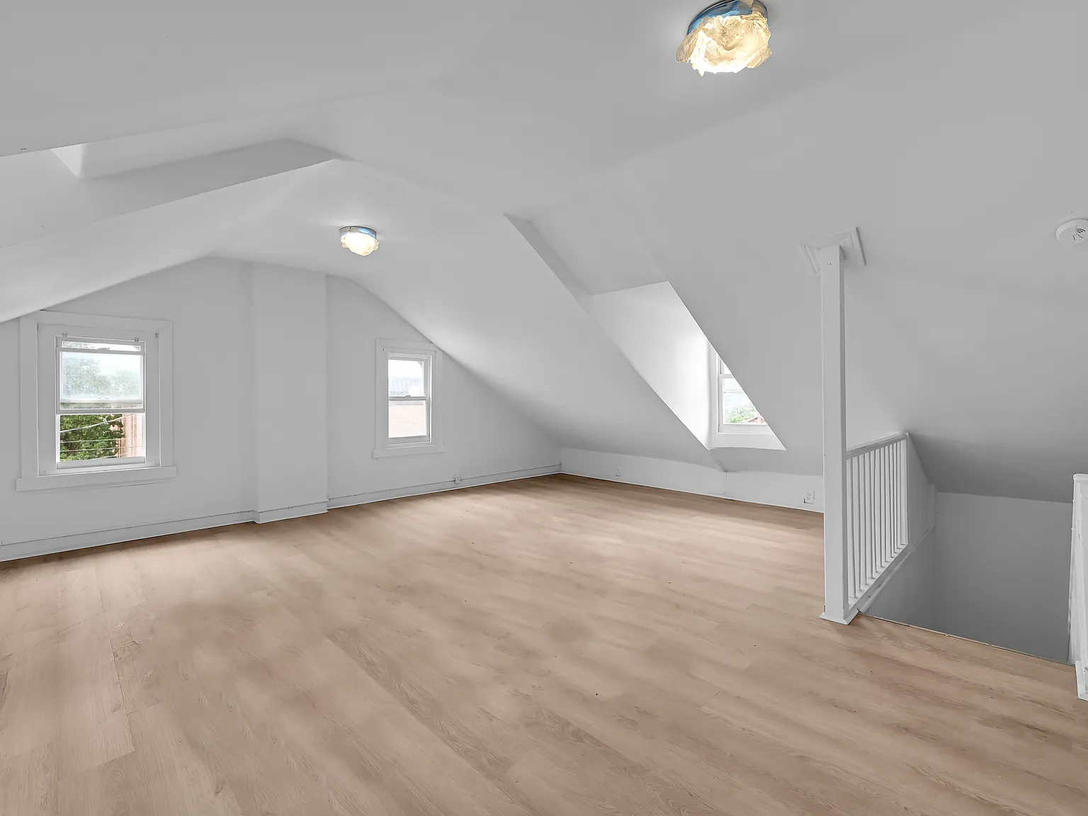 1 bed, $800 — Photo 1