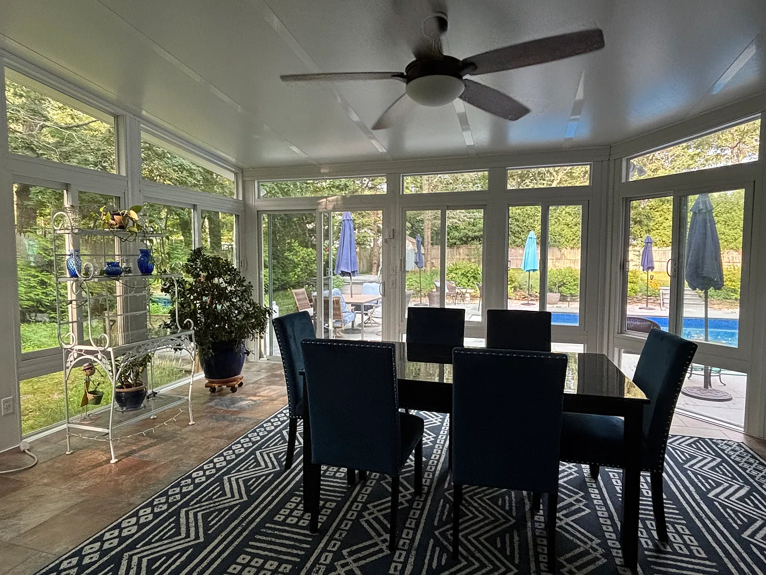 Hamptons Contemporary — Photo 3