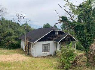 17 Willis Ln, Saint Albans, WV 25177