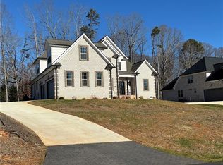 5483 Meadowlark Ct, Winston Salem, NC 27106