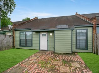 8721 Pecan Tree Dr, Baton Rouge, LA 70810