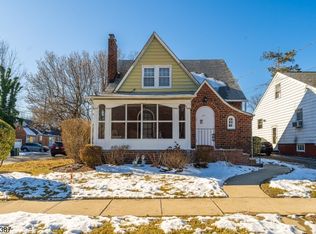 550 Sheridan Ave, Roselle, NJ