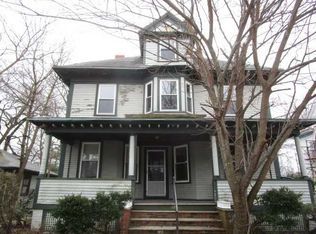 174 Armington St, Cranston, RI 02905