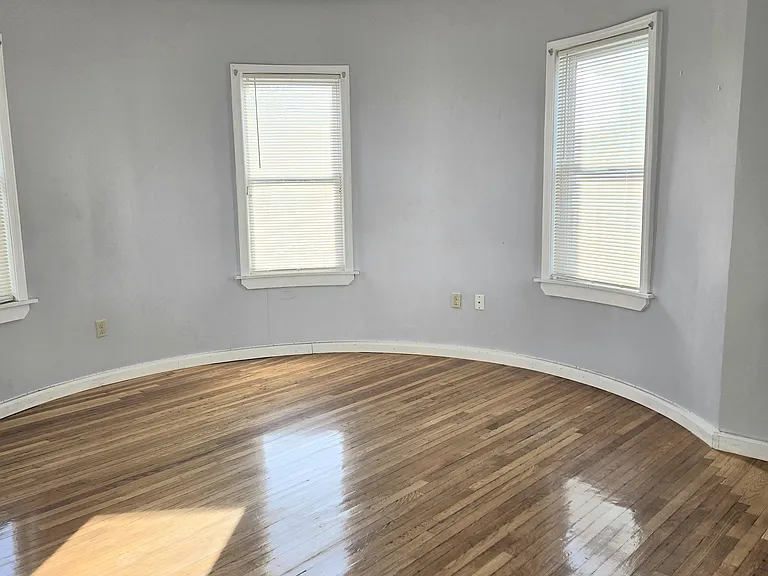 Homes Ave — Photo 4