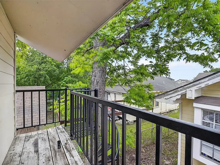 6832 Avenue I — Photo 20