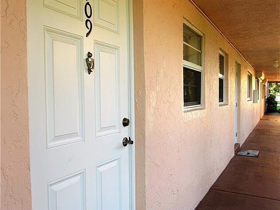 4th image of 100 Forest Lakes Blvd APT 109