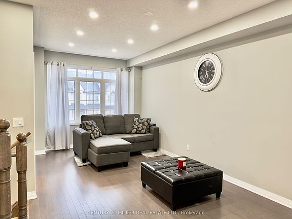 4th image of 4074 Canby St