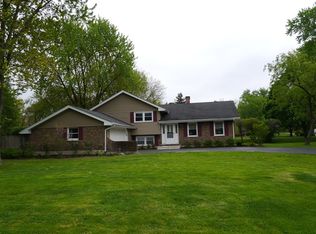 2711 Northcrest Dr, Downers Grove, IL 60516