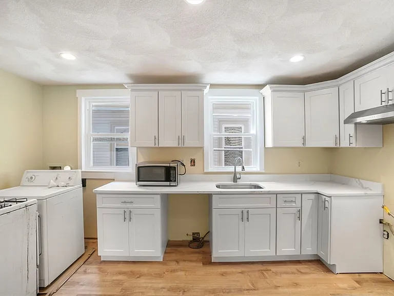 55 Prichard Ave #2 — Photo 7