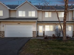 8964 92nd St S, Cottage Grove, MN 55016