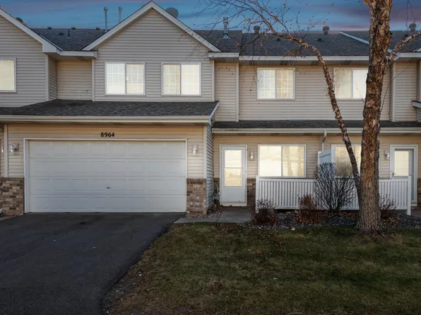 8964 92nd St S, Cottage Grove, MN 55016