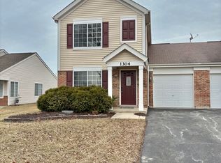 1304 Kettleson Dr, Minooka, IL 60447