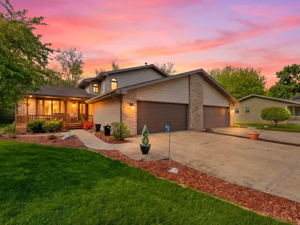 339 Bunker Dr, Schererville, IN 46375