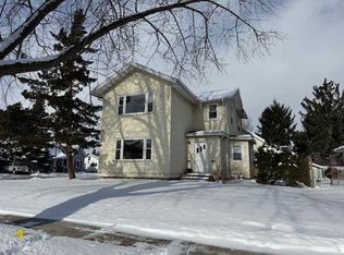 1220-1222 Laurel Ave, Janesville, WI 53548