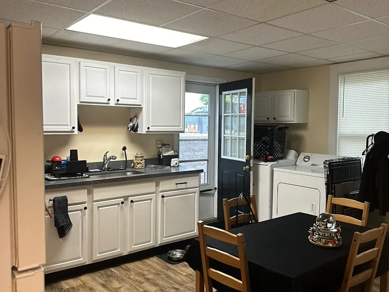 190 Common St #4 — Photo 10