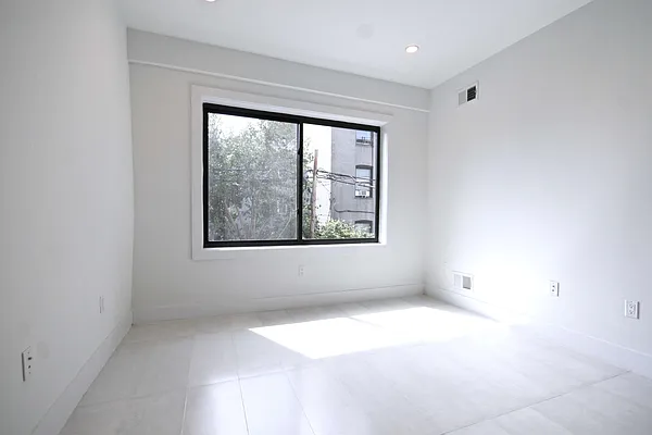 Rented by Rental Solutions Inc | media 16