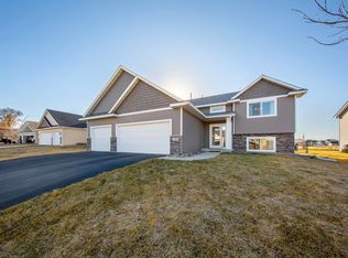 276 Tower Ave, Dundas, MN 55019