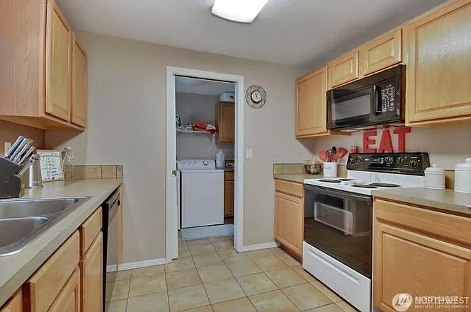 8204 38th Street Ct W — Photo 5
