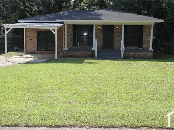 17 Dale St, Saraland, AL 36571