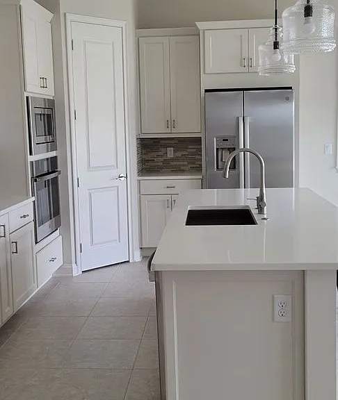 3254 SW 120th Ter — Photo 6