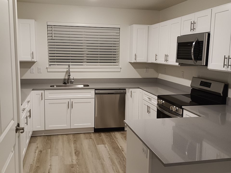 1st image of 228 N Lone Rock Dr #C204