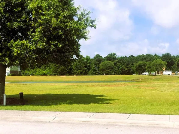 849 Cannonsgate Drive, Newport, NC 28570