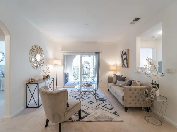 801 S Winchester Blvd APT 6203, San Jose, CA 95128