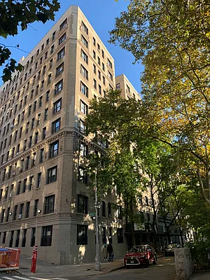 Sold by Compass | media 10