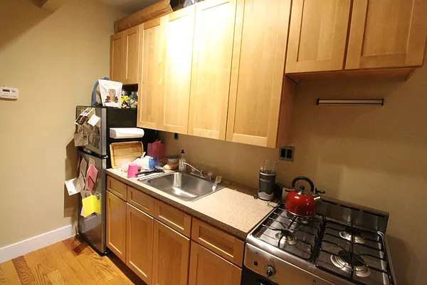 Rented by Nooklyn NYC LLC | media 34