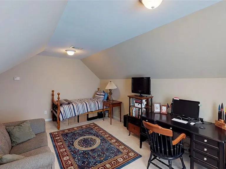 9243 Whispine Ct — Photo 36