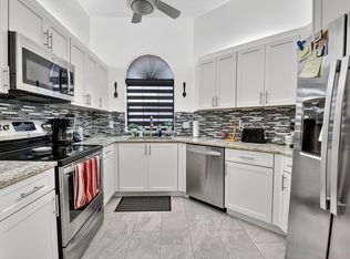 5203 Europa Dr APT N, Boynton Beach, FL 33437