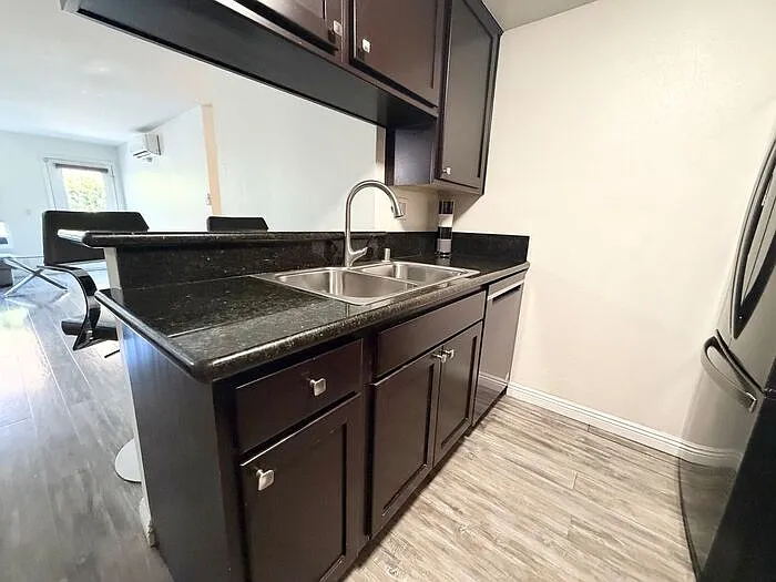 5540 Lindo Paseo #3 — Photo 11