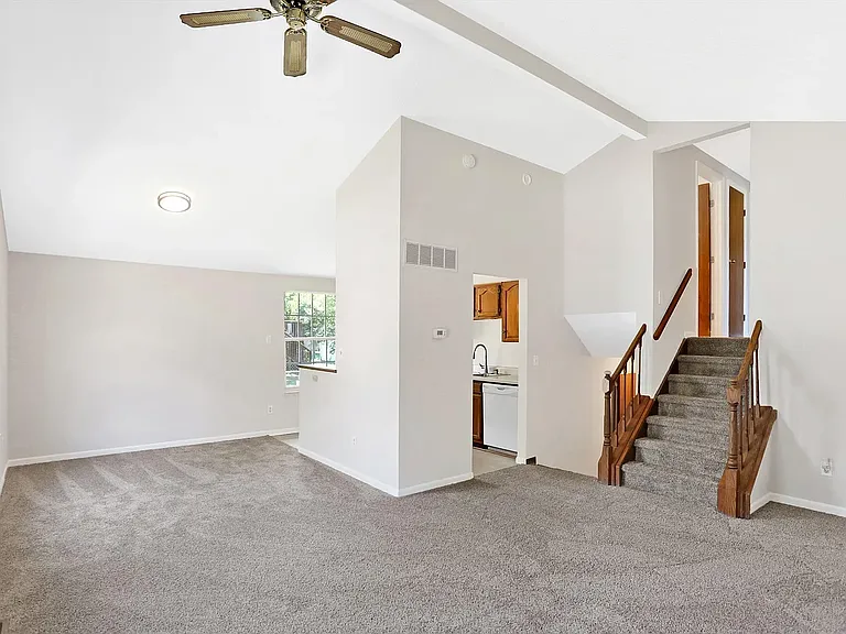 3707 W 43rd Ter — Photo 12