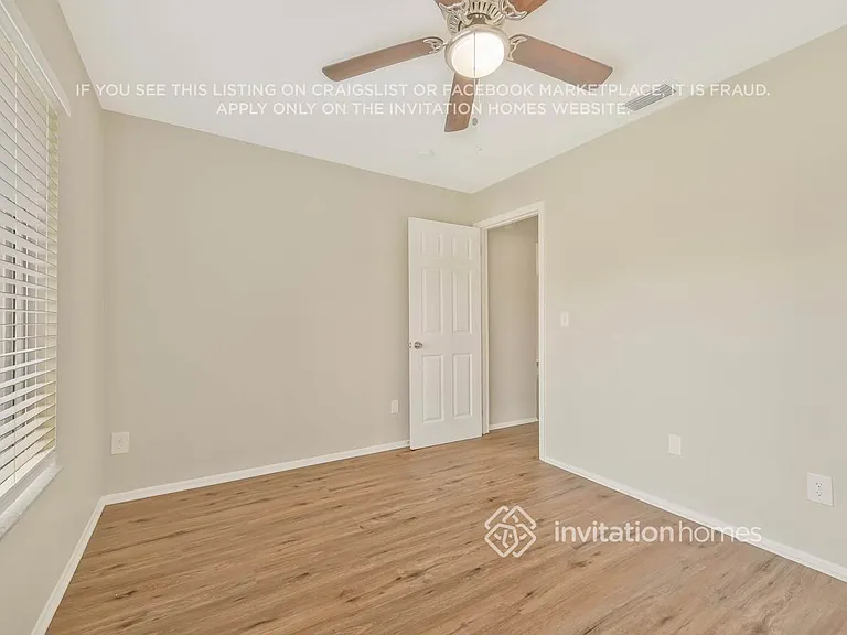 10425 Kingbrook Ln — Photo 8