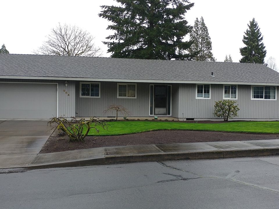 1st image of 964 NE 5th Dr