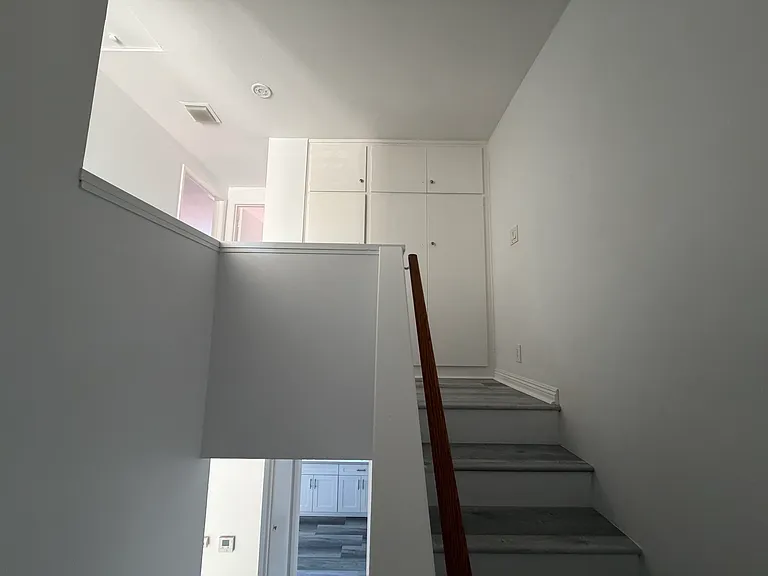2450 Vista Hogar — Photo 27