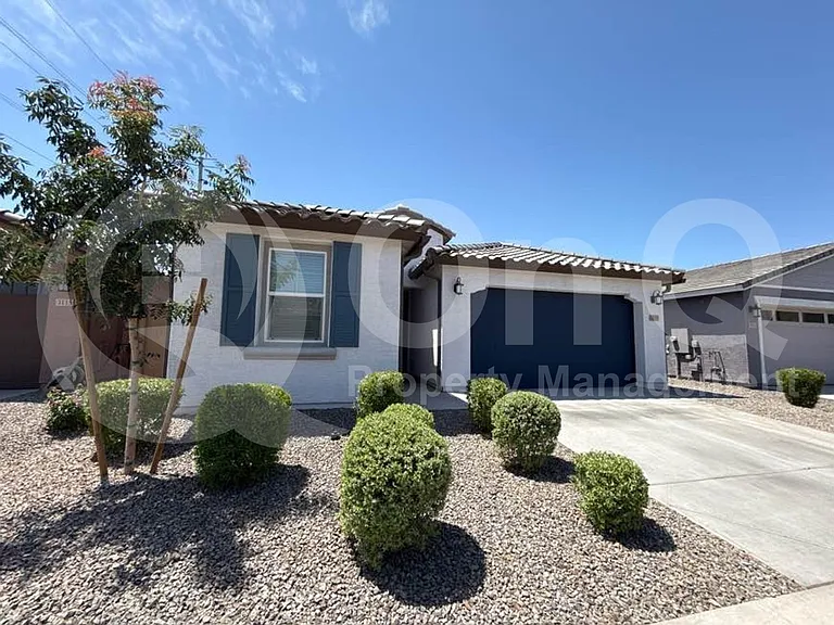 3119 W Via Dona Rd — Photo 2