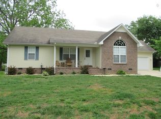 302 Hillcrest St, Manchester, TN 37355